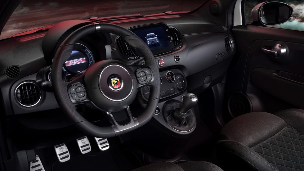 Νέα σειρά Abarth 595/695: Από 22.500 ευρώ στην Ελλάδα